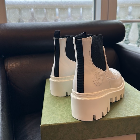 - - GUCCI WHITE BOOT BLACK CHELSEA 37.5 fall boots - Picture 9 of 9